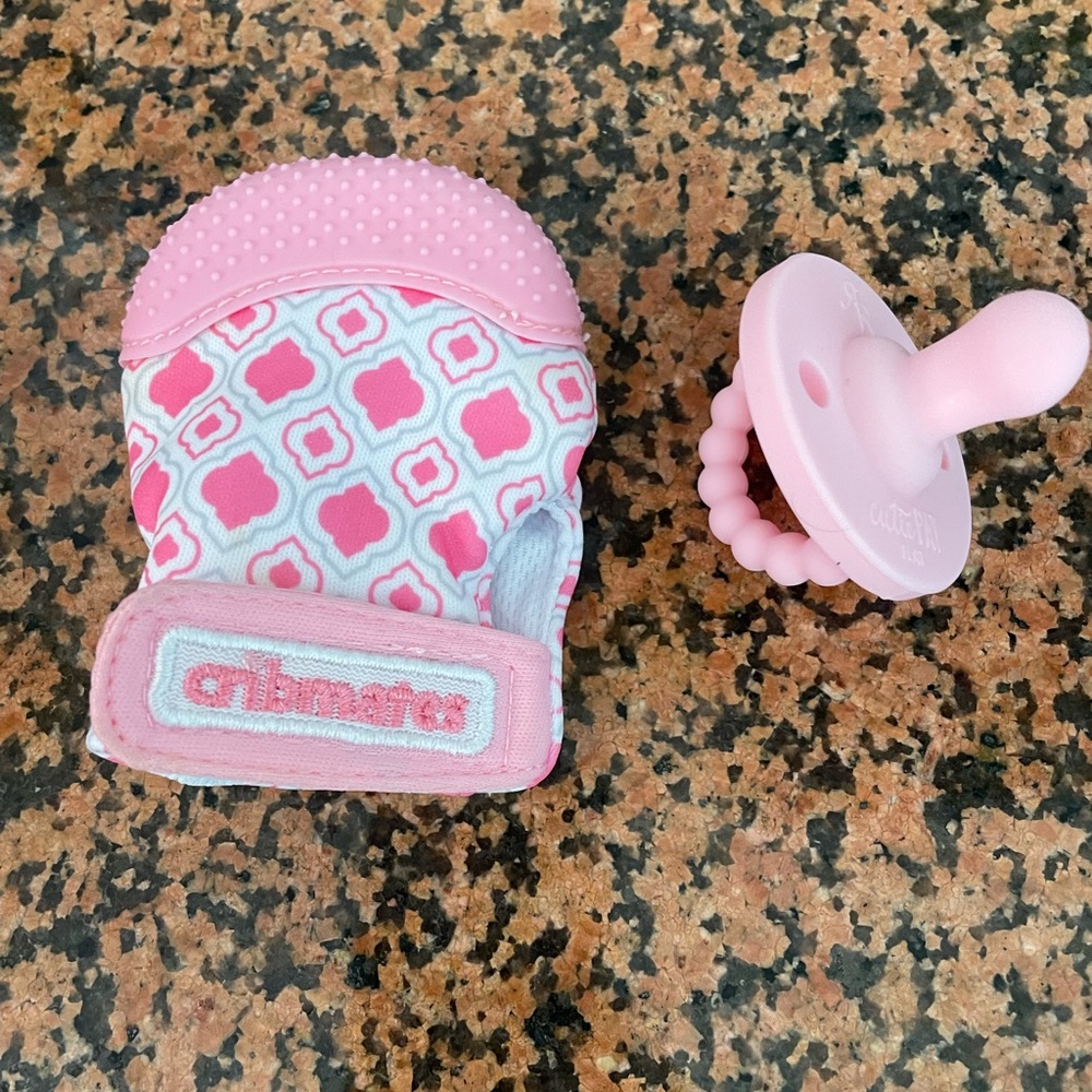 Teething Mitten and Pacifier Set